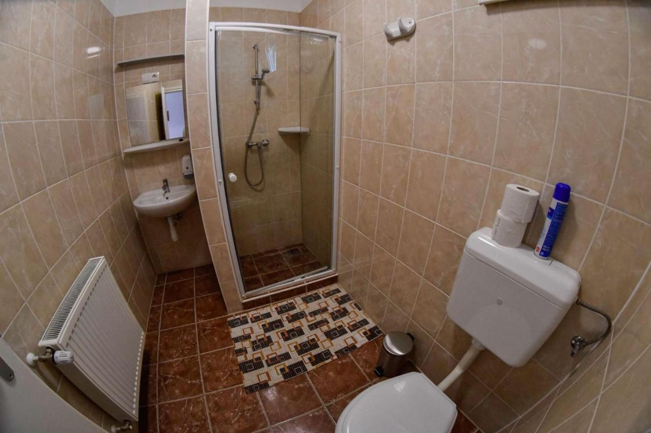 Fenyves Csarda Vendeghaz Hotel Nyiradony-Tamasipuszta Екстериор снимка
